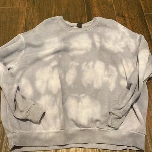 tie dye sweatshirt